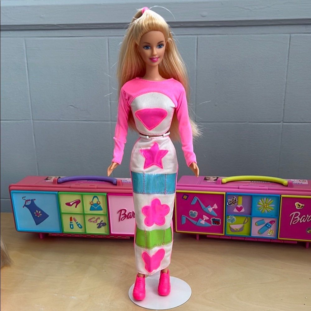 Picture Pockets Barbie #3